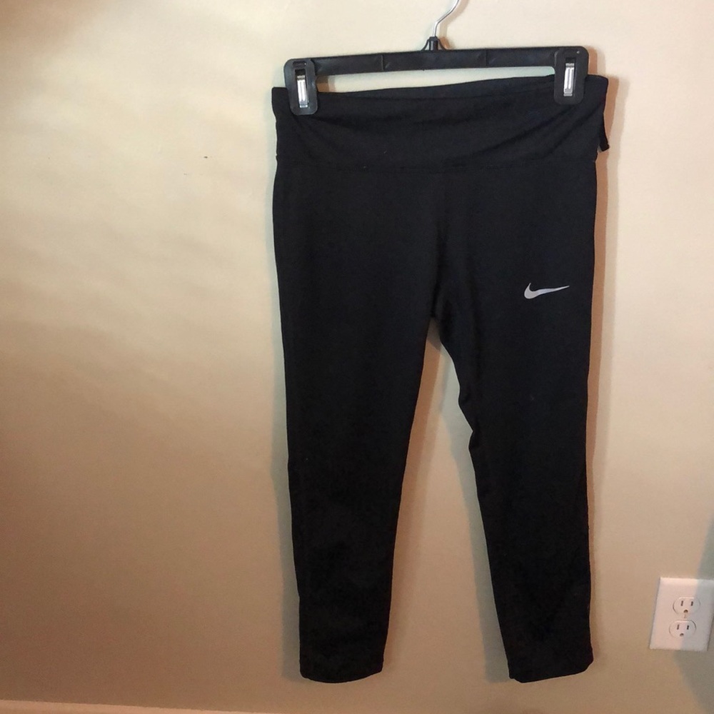 Nike Dri-fit cropped leggings